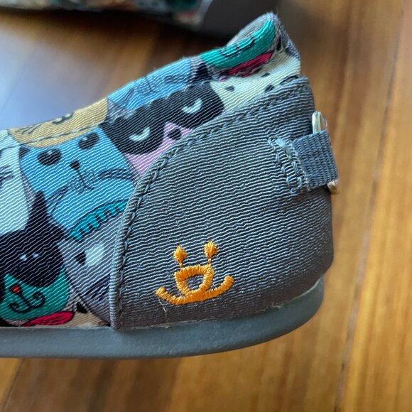 Bob’s for Cats “Party Cats” Sz 7.5 Canvas Print Memory Foam Slip on Loafers - Picture 8 of 11